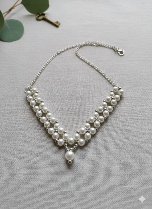 Radiant V Pearl Necklace – Signature Luxe Line